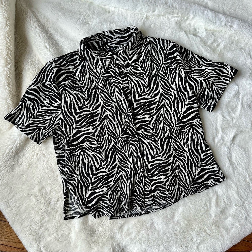 Zebra Print Short Sleeve Shirt